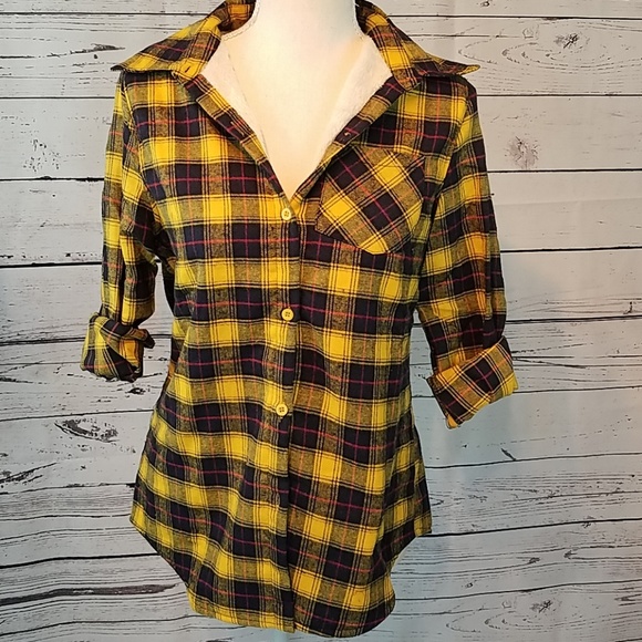 Checker plaid fleece lined button up flannel top - Picture 5 of 8